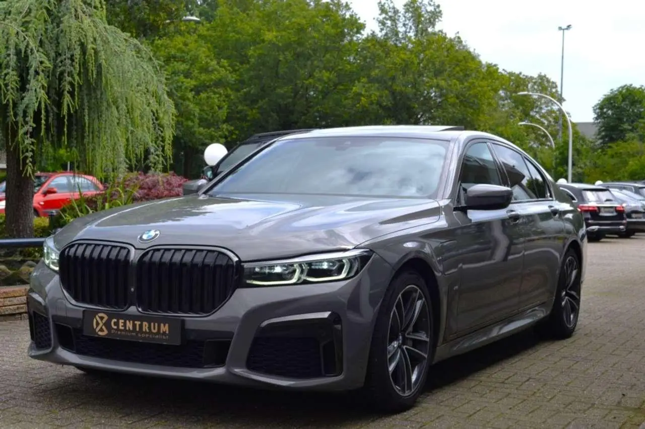 Photo 1 : Bmw Serie 7 2019 Hybrid