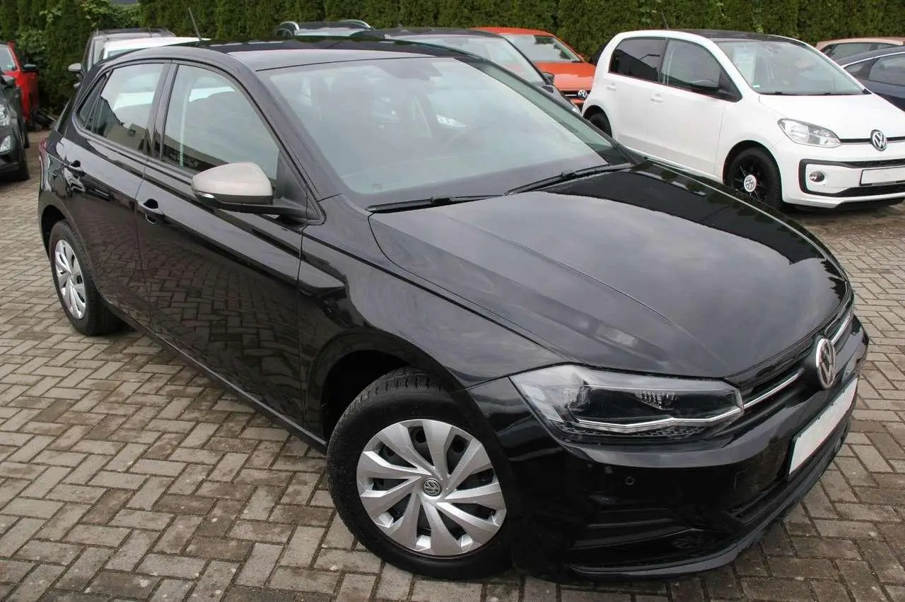 Photo 1 : Volkswagen Polo 2019 Petrol