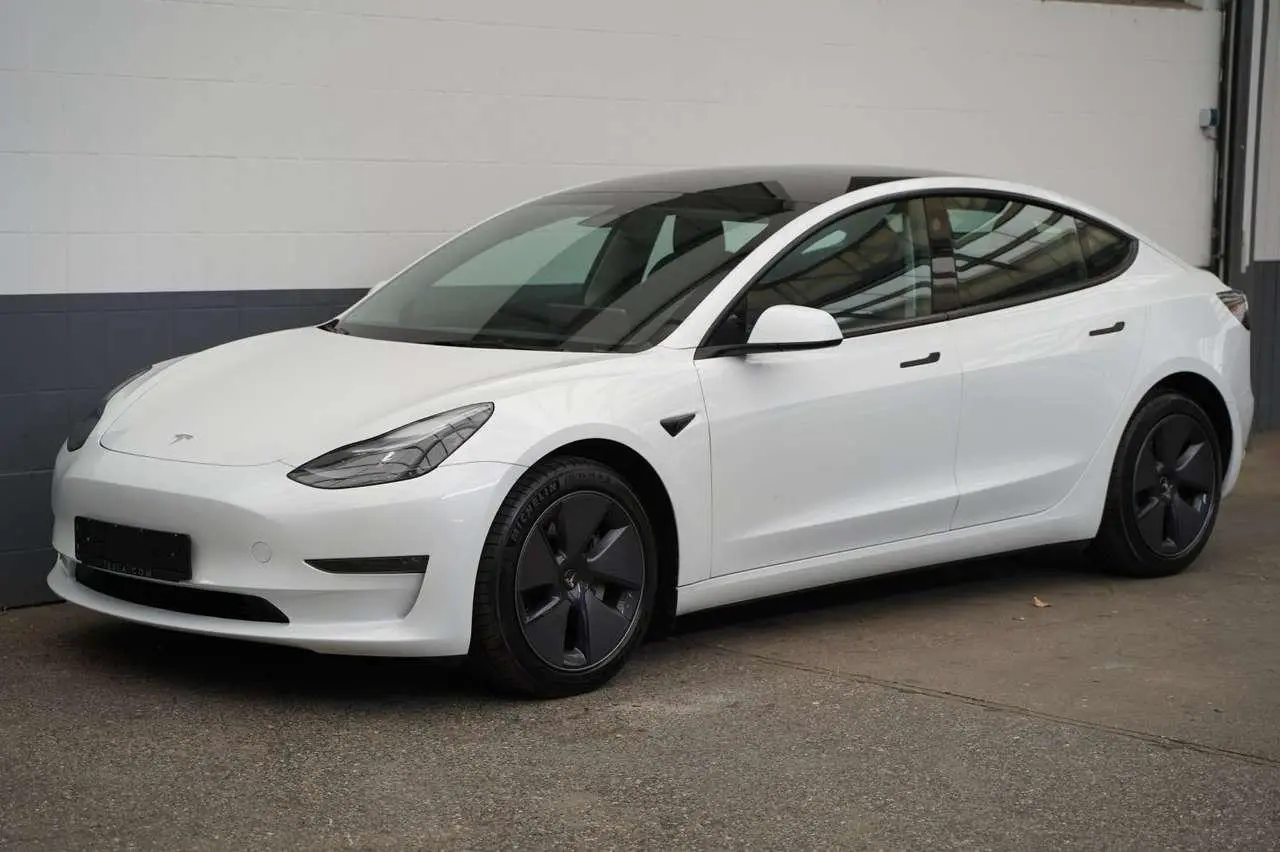 Photo 1 : Tesla Model 3 2023 Electric