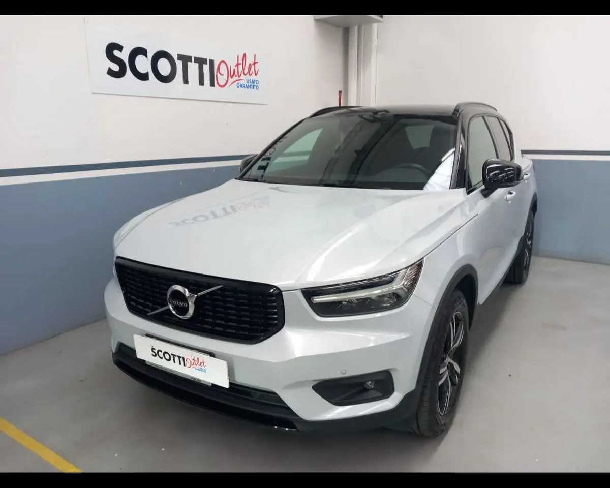 Photo 1 : Volvo Xc40 2021 Essence