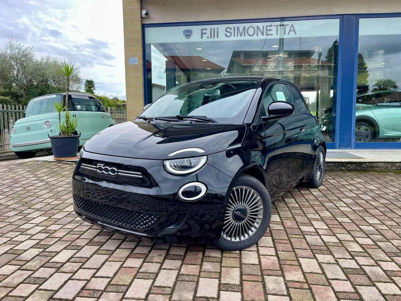 Photo 1 : Fiat 500 2021 Electric