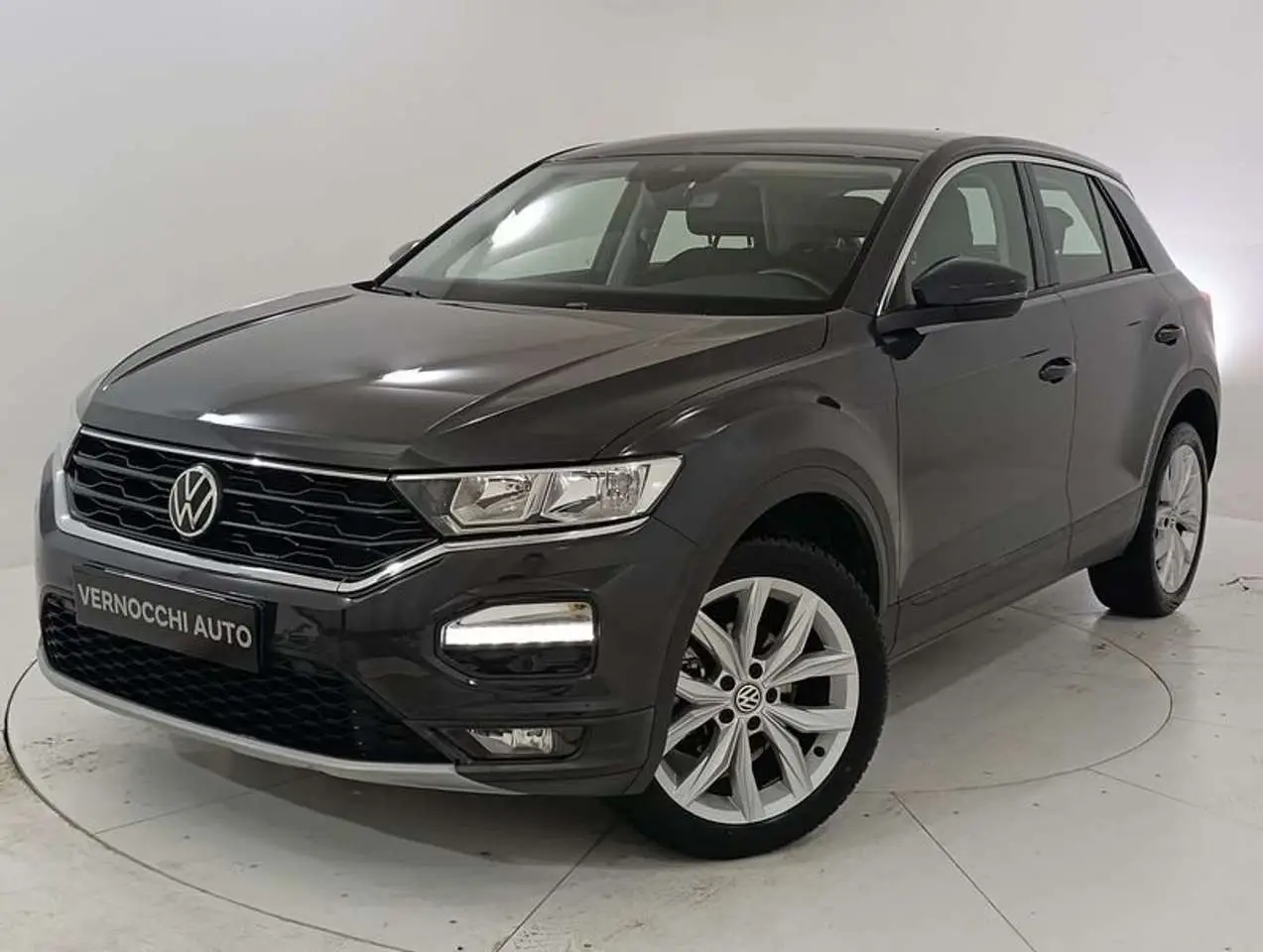 Photo 1 : Volkswagen T-roc 2021 Essence