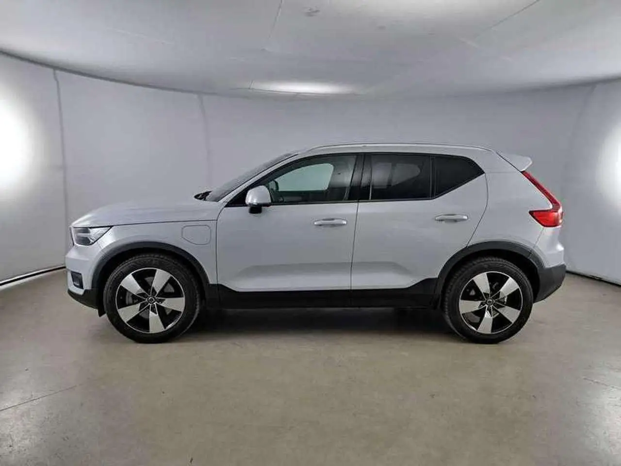 Photo 1 : Volvo Xc40 2020 Hybrid