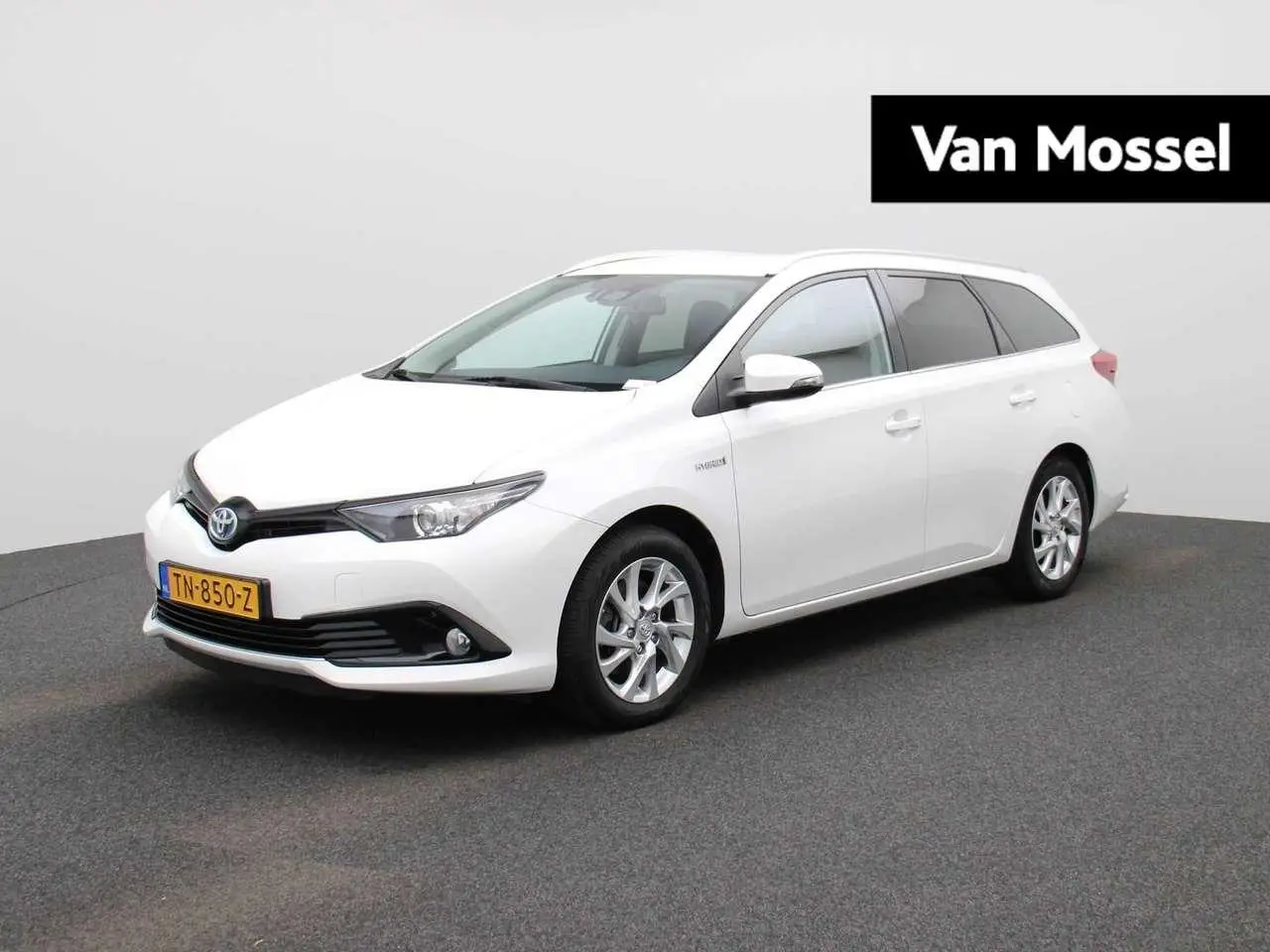 Photo 1 : Toyota Auris 2018 Hybride