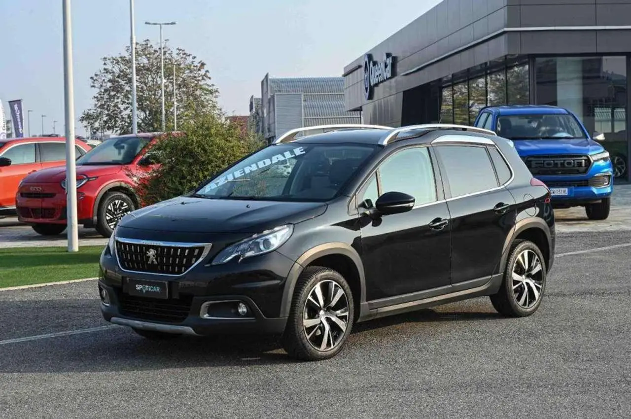 Photo 1 : Peugeot 2008 2018 Essence