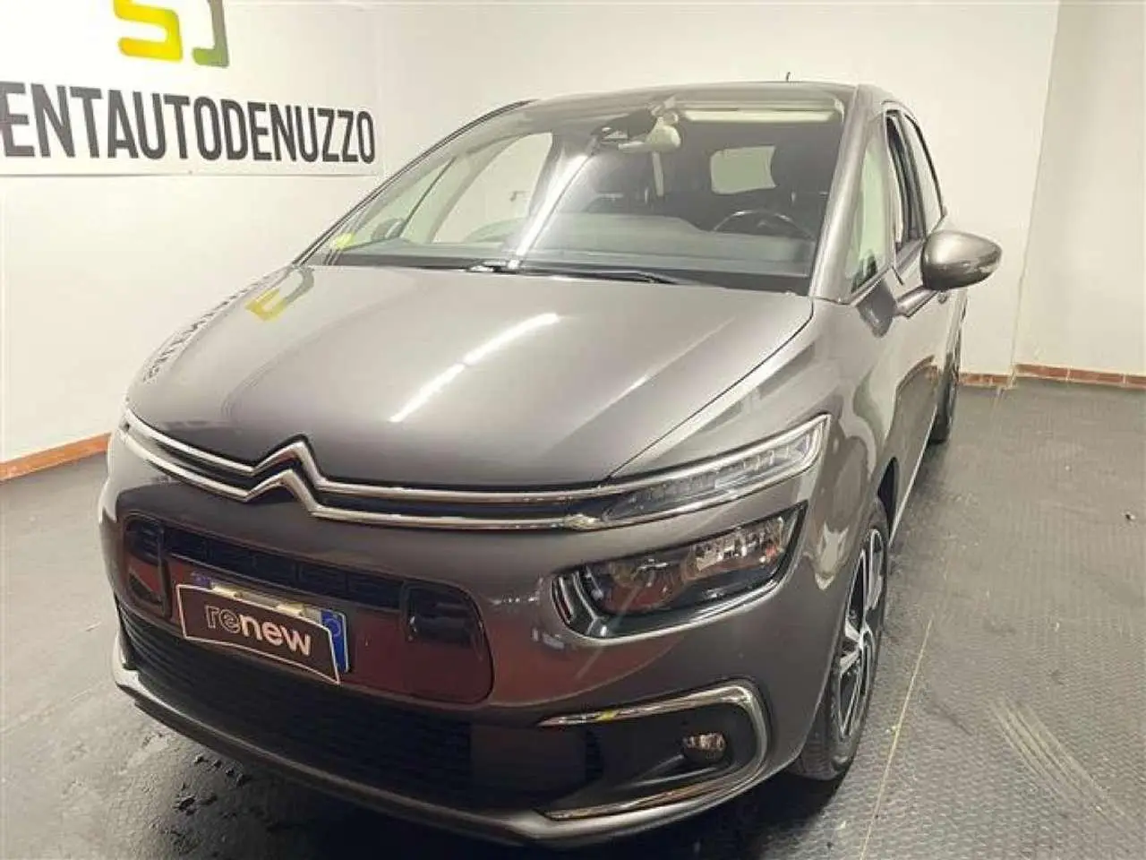 Photo 1 : Citroen C4 2018 Diesel