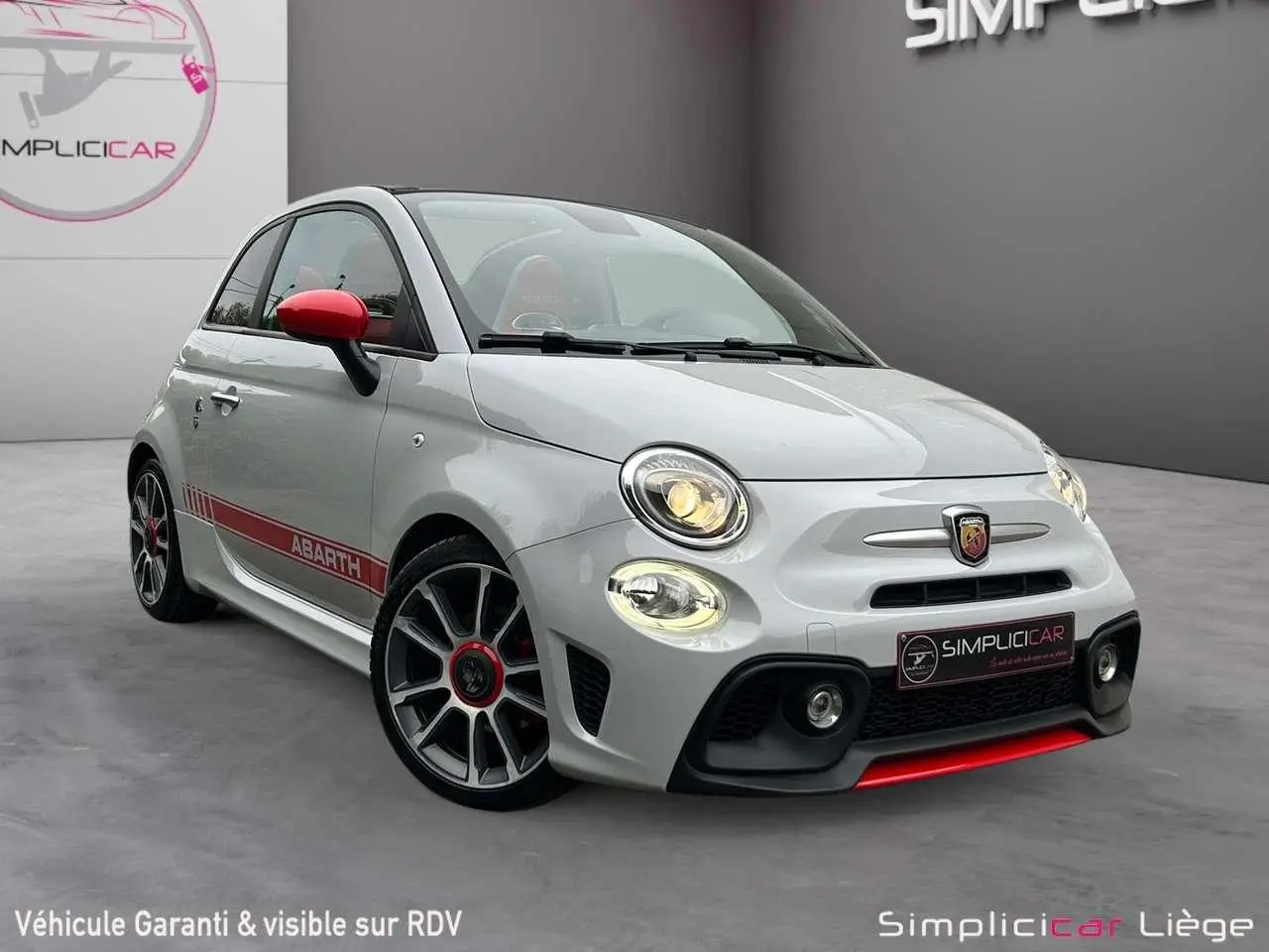 Photo 1 : Abarth 595 2021 Petrol