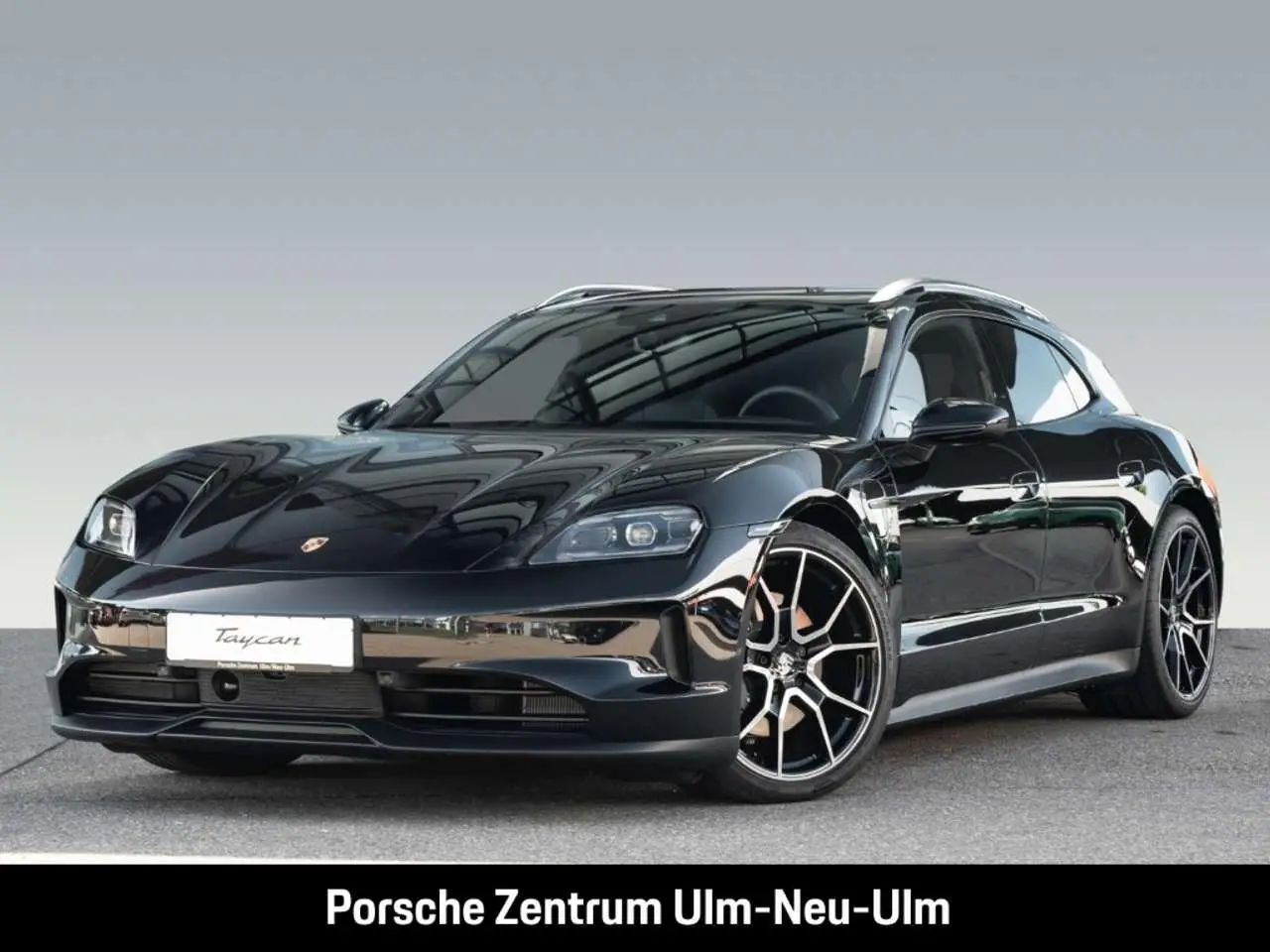 Photo 1 : Porsche Taycan 2024 Electric