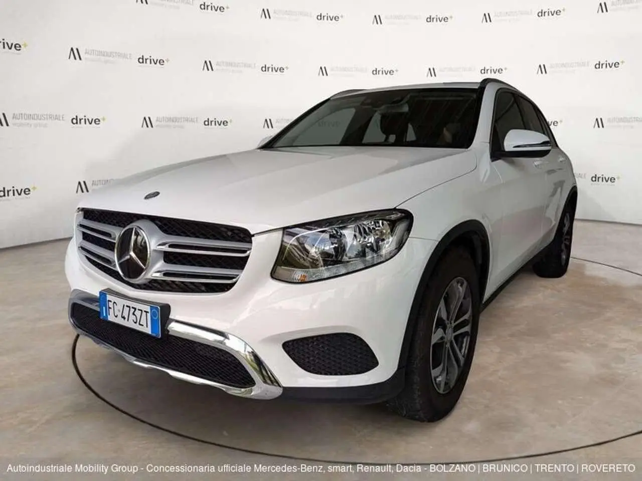 Photo 1 : Mercedes-benz Classe Glc 2016 Petrol