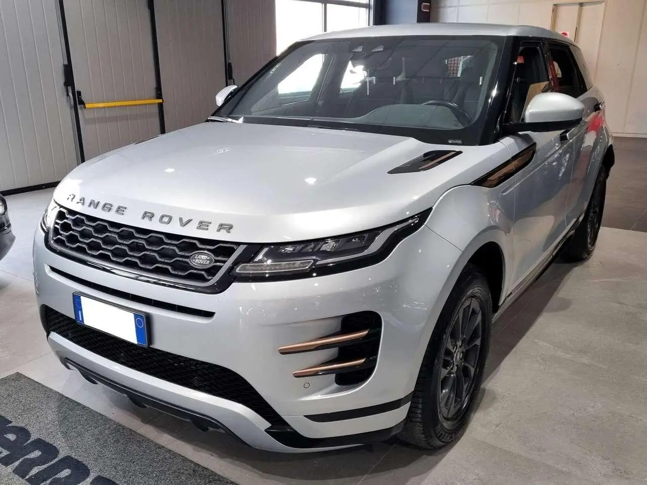 Photo 1 : Land Rover Range Rover Evoque 2020 Hybrid