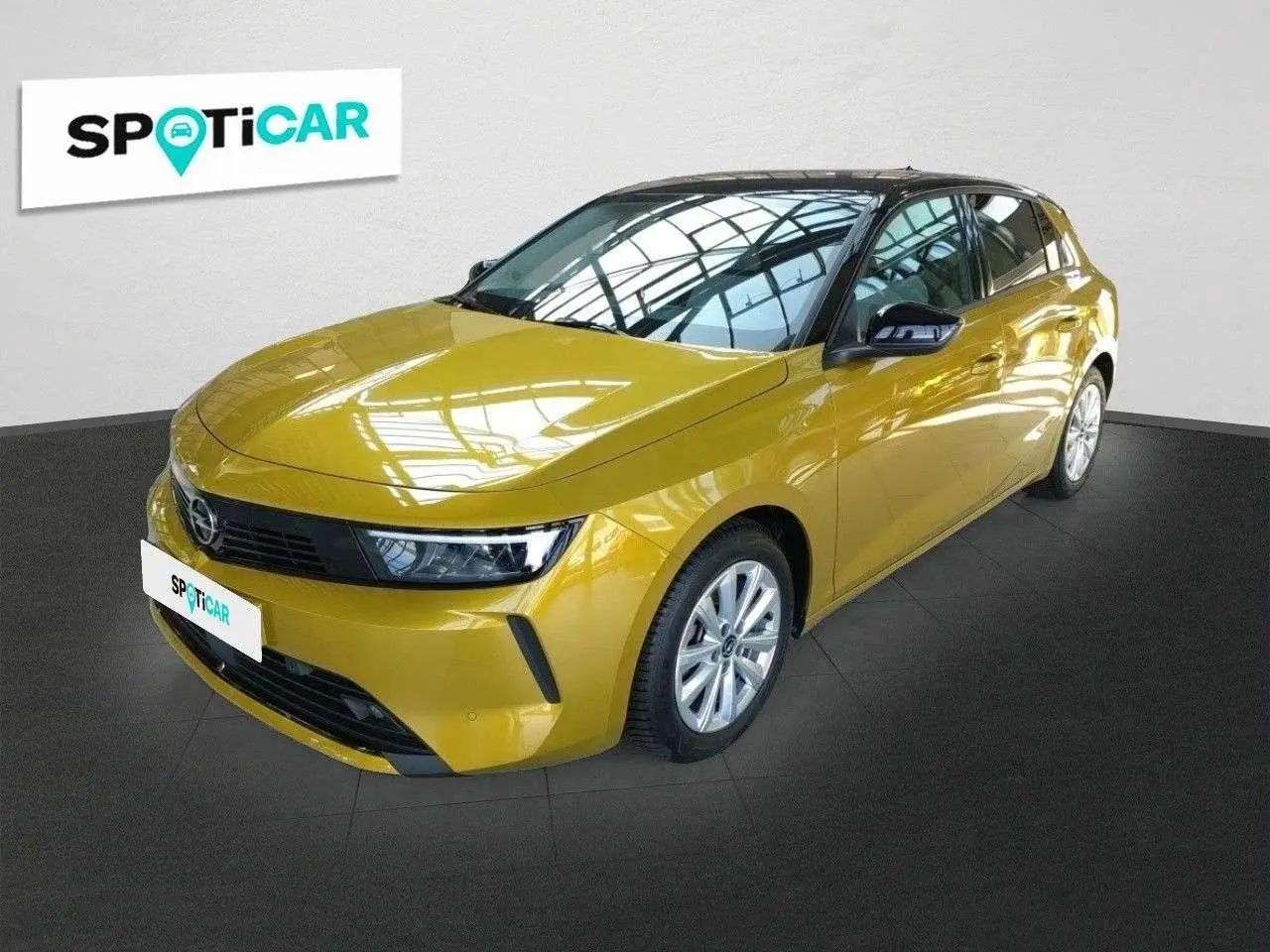 Photo 1 : Opel Astra 2023 Petrol