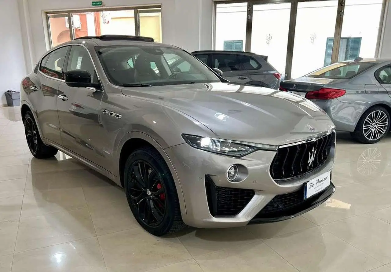 Photo 1 : Maserati Levante 2021 Diesel