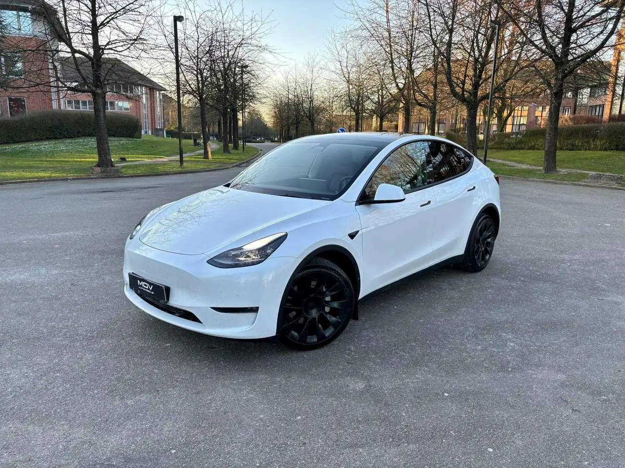 Photo 1 : Tesla Model Y 2022 Électrique