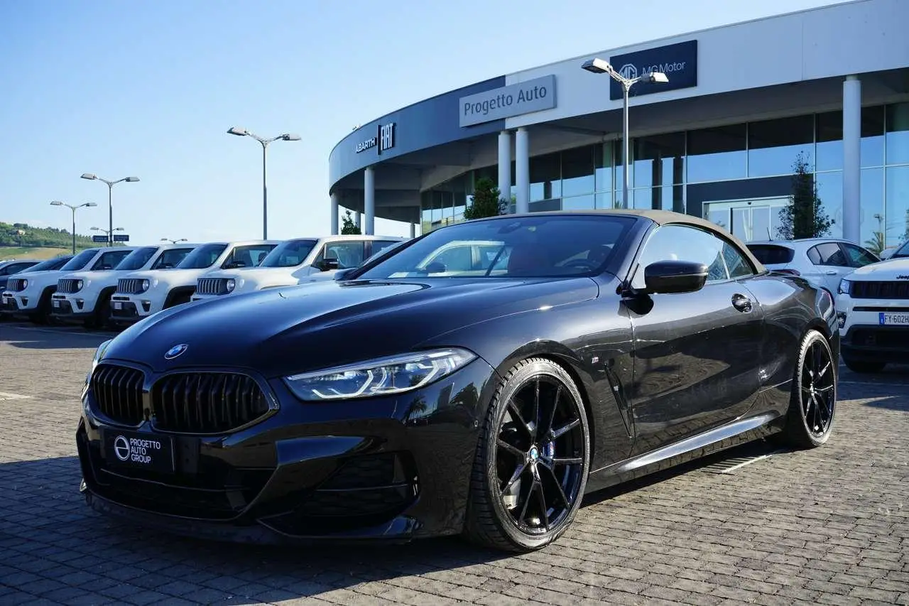 Photo 1 : Bmw Serie 8 2019 Diesel