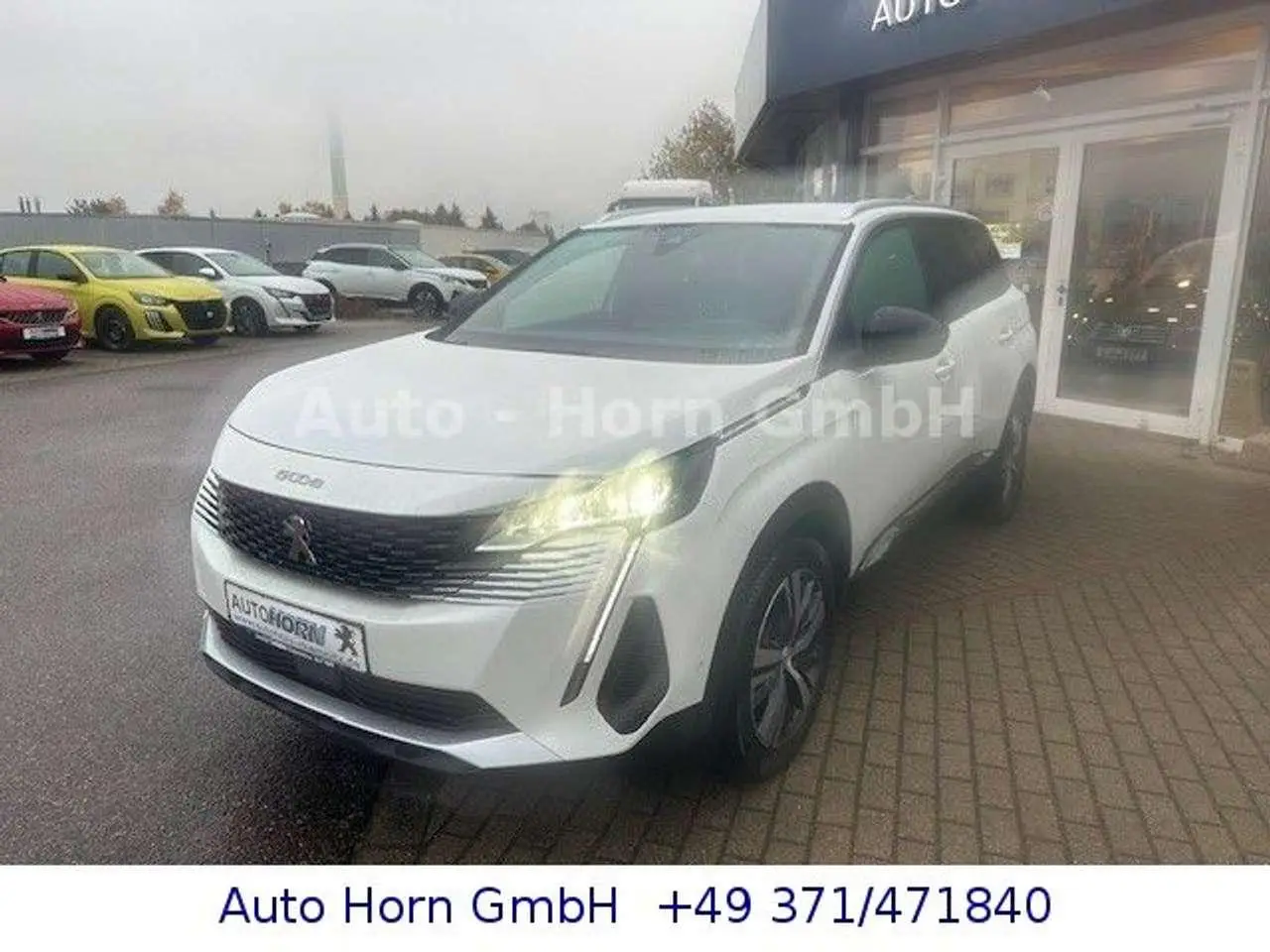 Photo 1 : Peugeot 5008 2024 Petrol