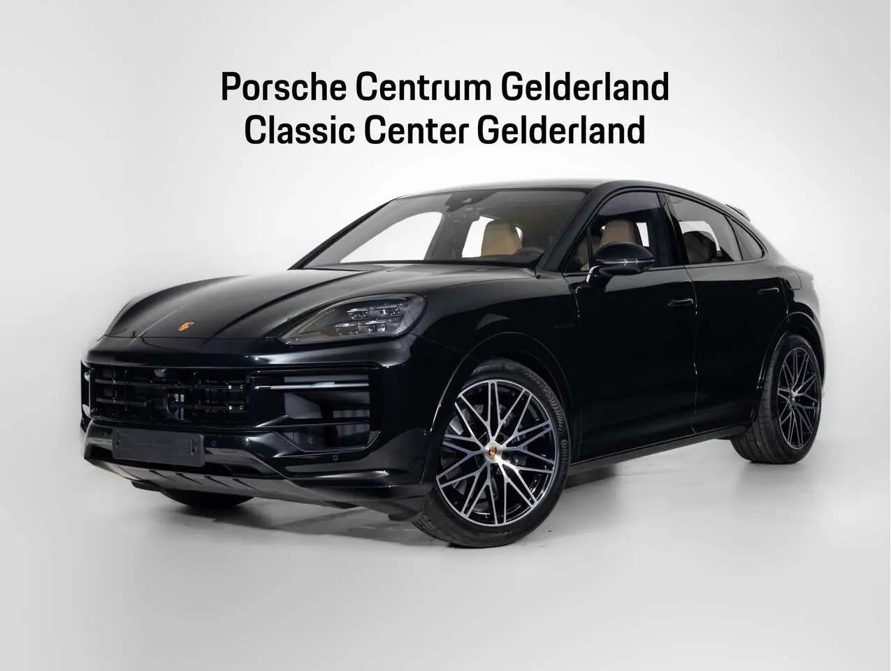 Photo 1 : Porsche Cayenne 2024 Hybrid