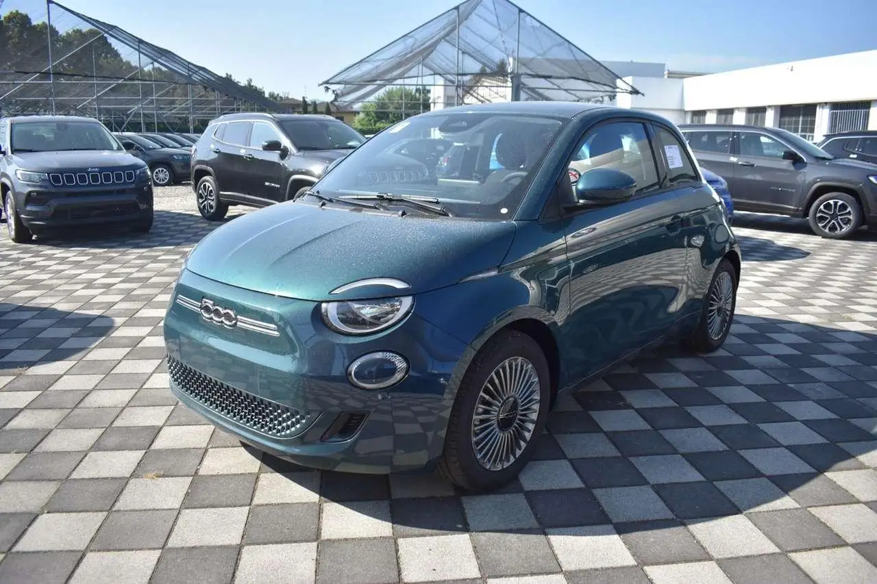 Photo 1 : Fiat 500 2023 Électrique