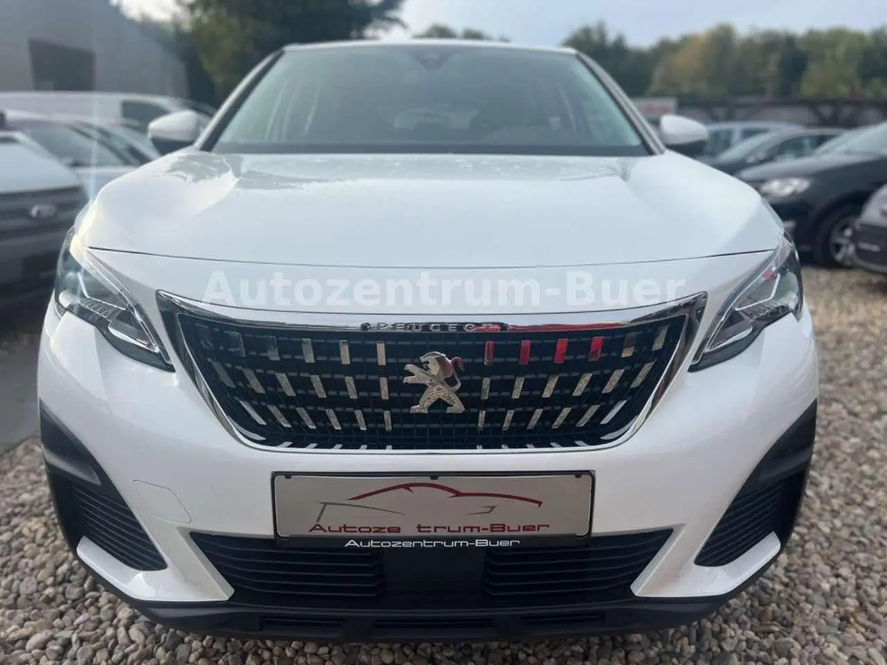 Photo 1 : Peugeot 3008 2019 Essence