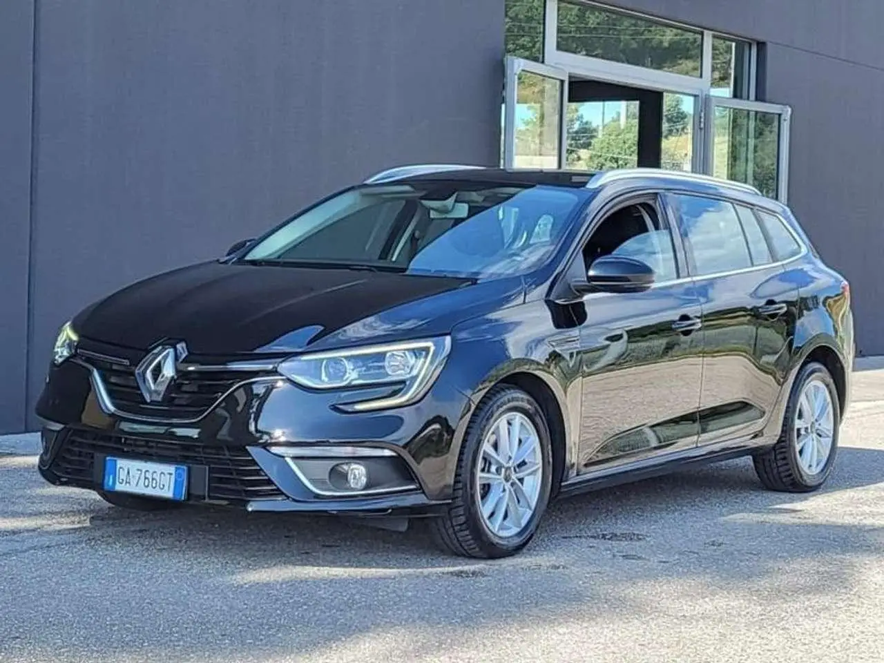 Photo 1 : Renault Megane 2020 Diesel