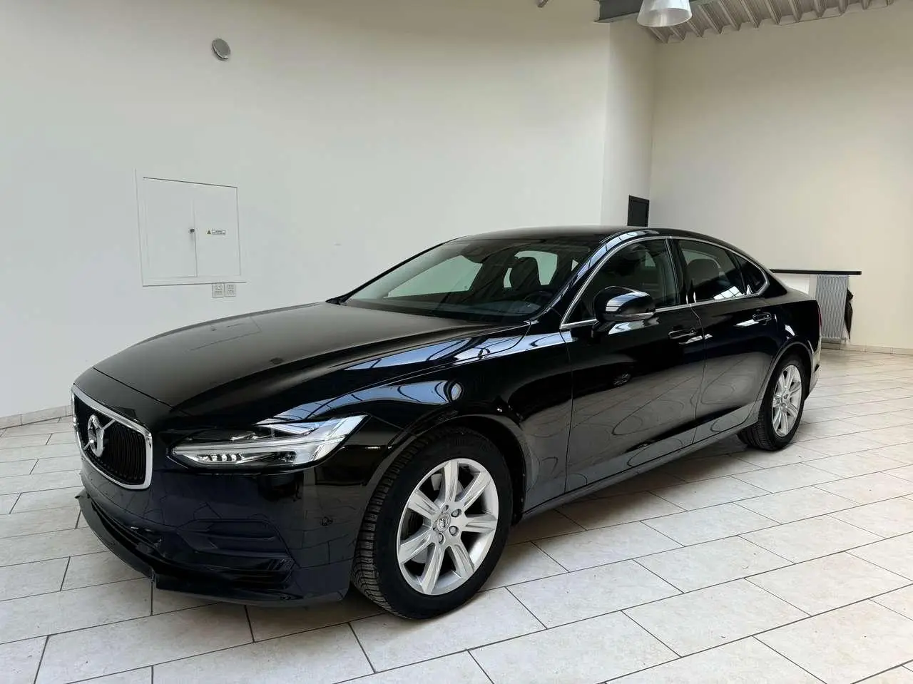 Photo 1 : Volvo S90 2018 Diesel