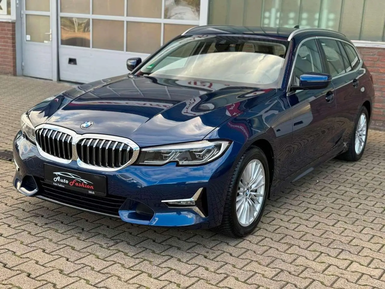 Photo 1 : Bmw Serie 3 2019 Petrol