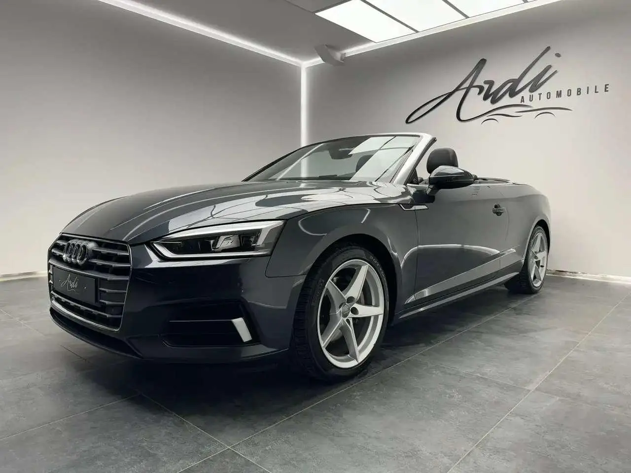 Photo 1 : Audi A5 2018 Diesel