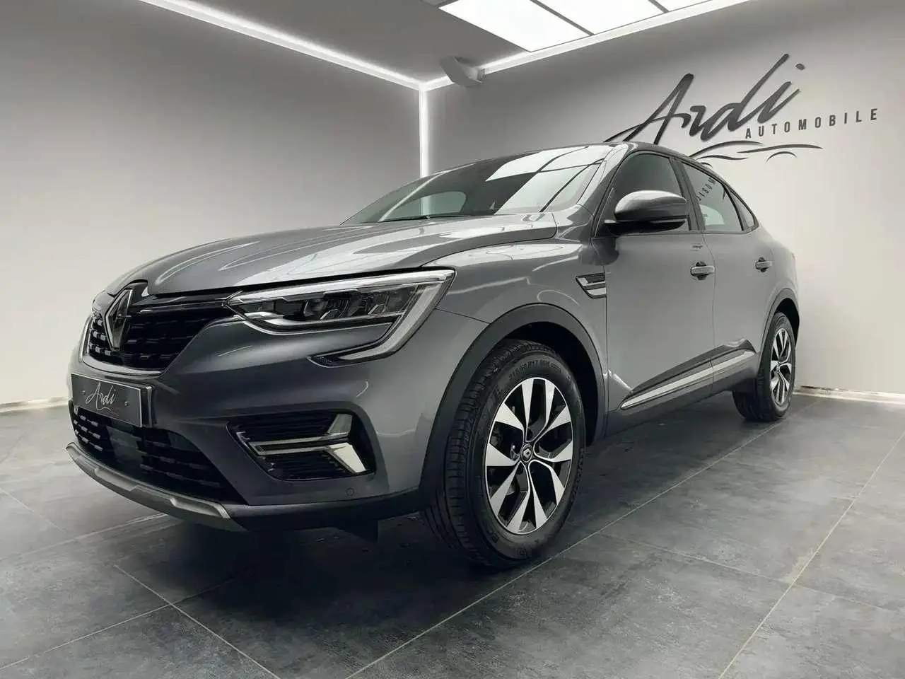 Photo 1 : Renault Arkana 2021 Petrol