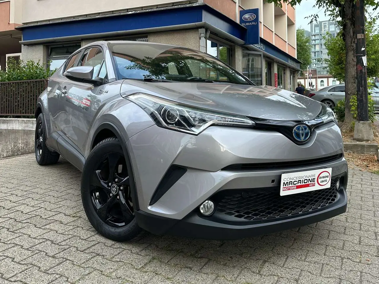 Photo 1 : Toyota C-hr 2018 Hybrid