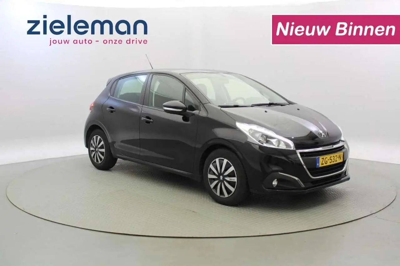 Photo 1 : Peugeot 208 2019 Diesel