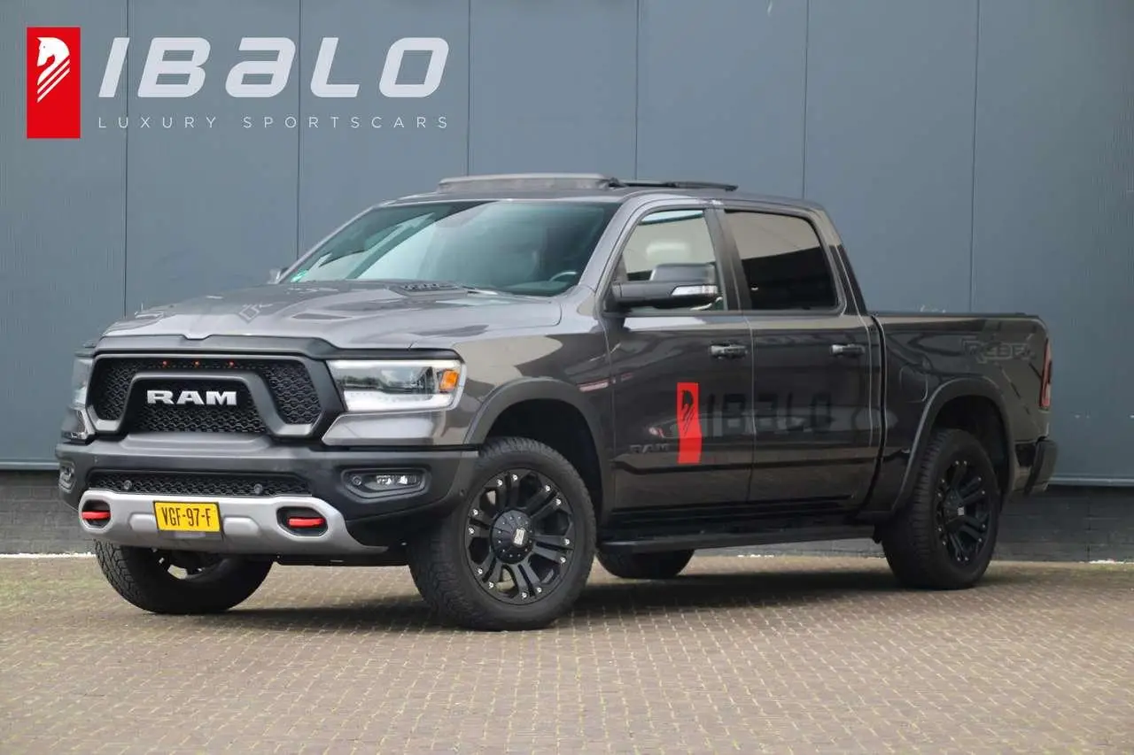 Photo 1 : Dodge Ram 2020 LPG