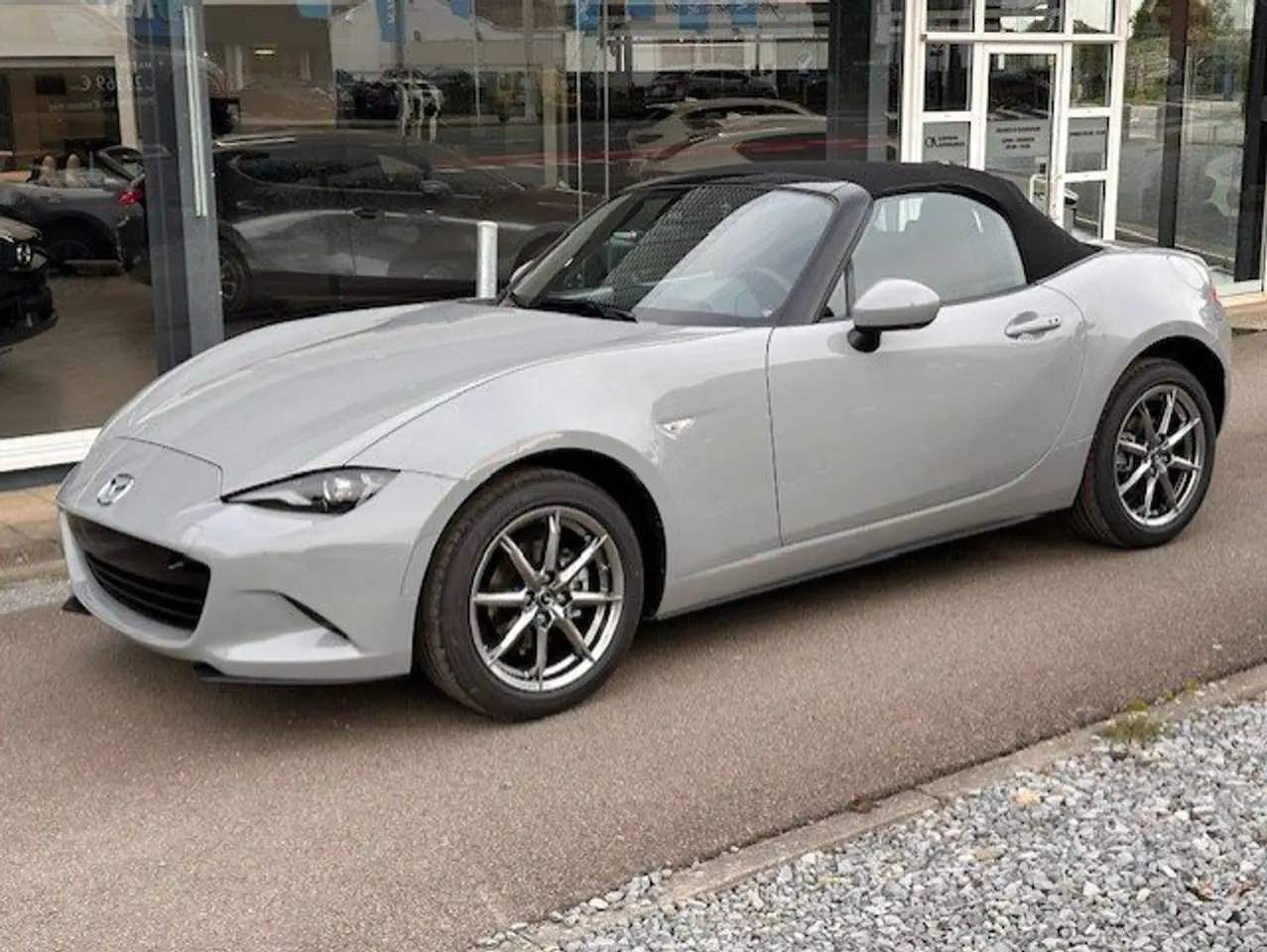 Photo 1 : Mazda Mx-5 2024 Petrol