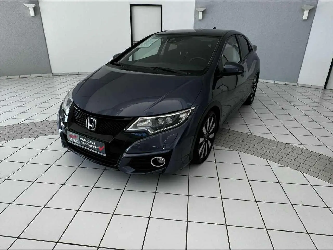 Photo 1 : Honda Civic 2016 Petrol