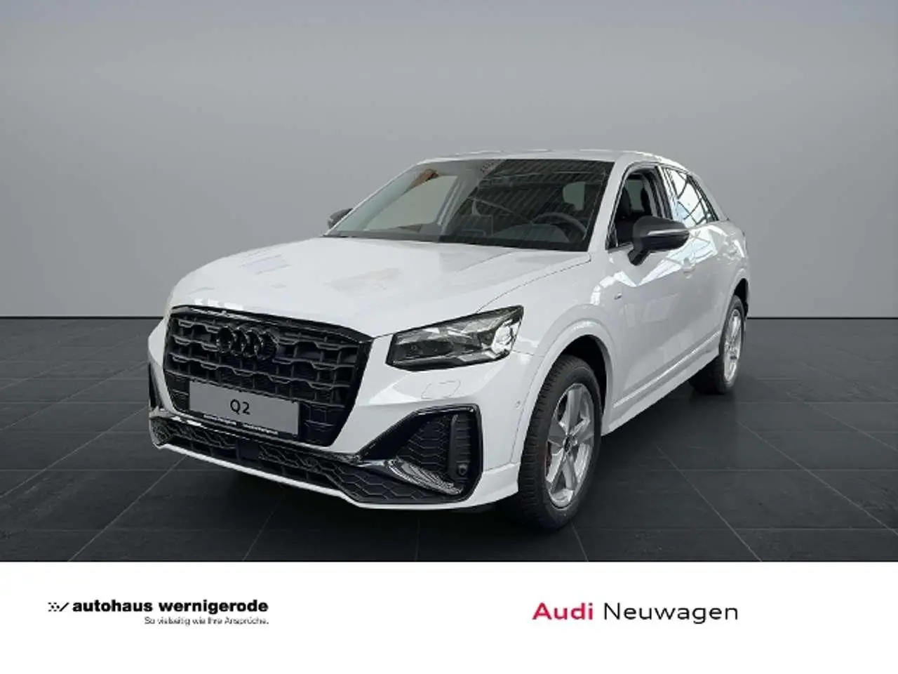 Photo 1 : Audi Q2 2024 Petrol