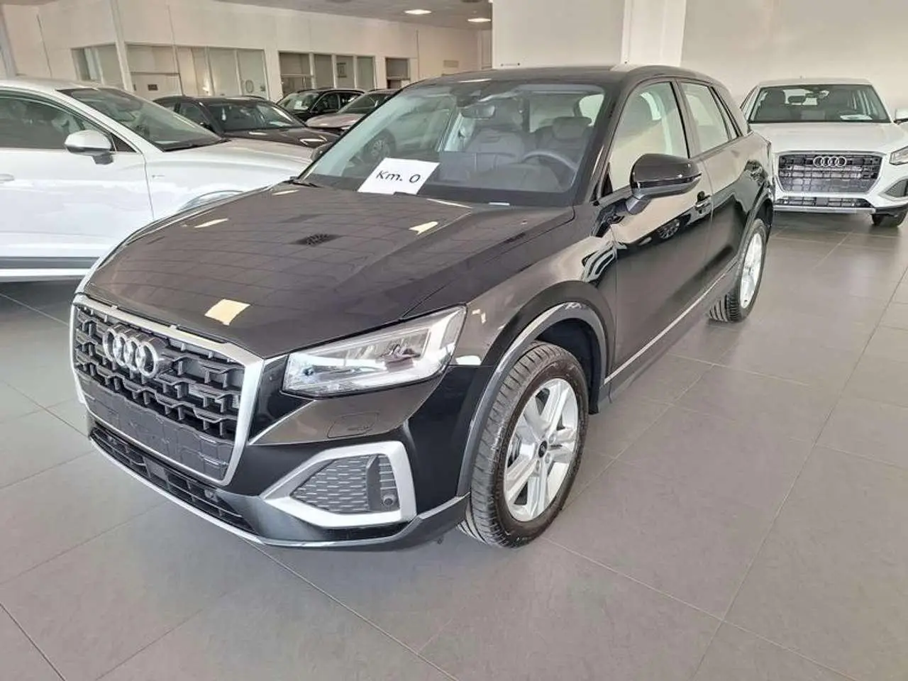 Photo 1 : Audi Q2 2024 Diesel