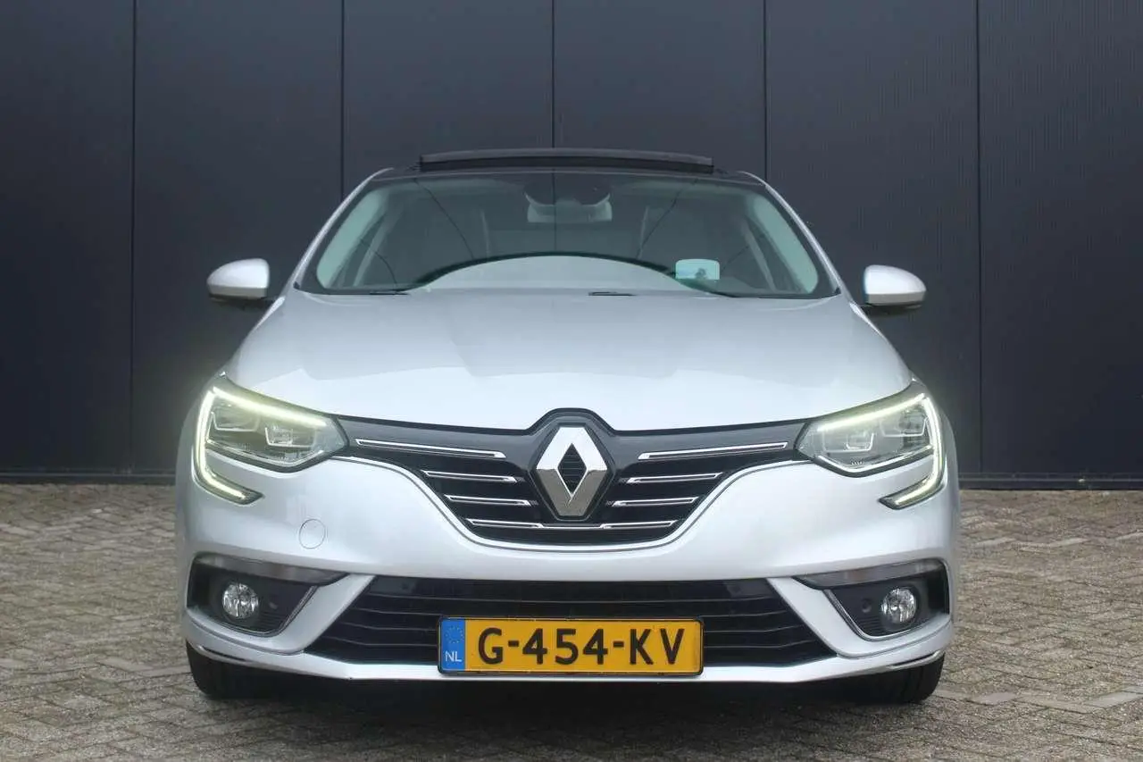 Photo 1 : Renault Megane 2019 Petrol