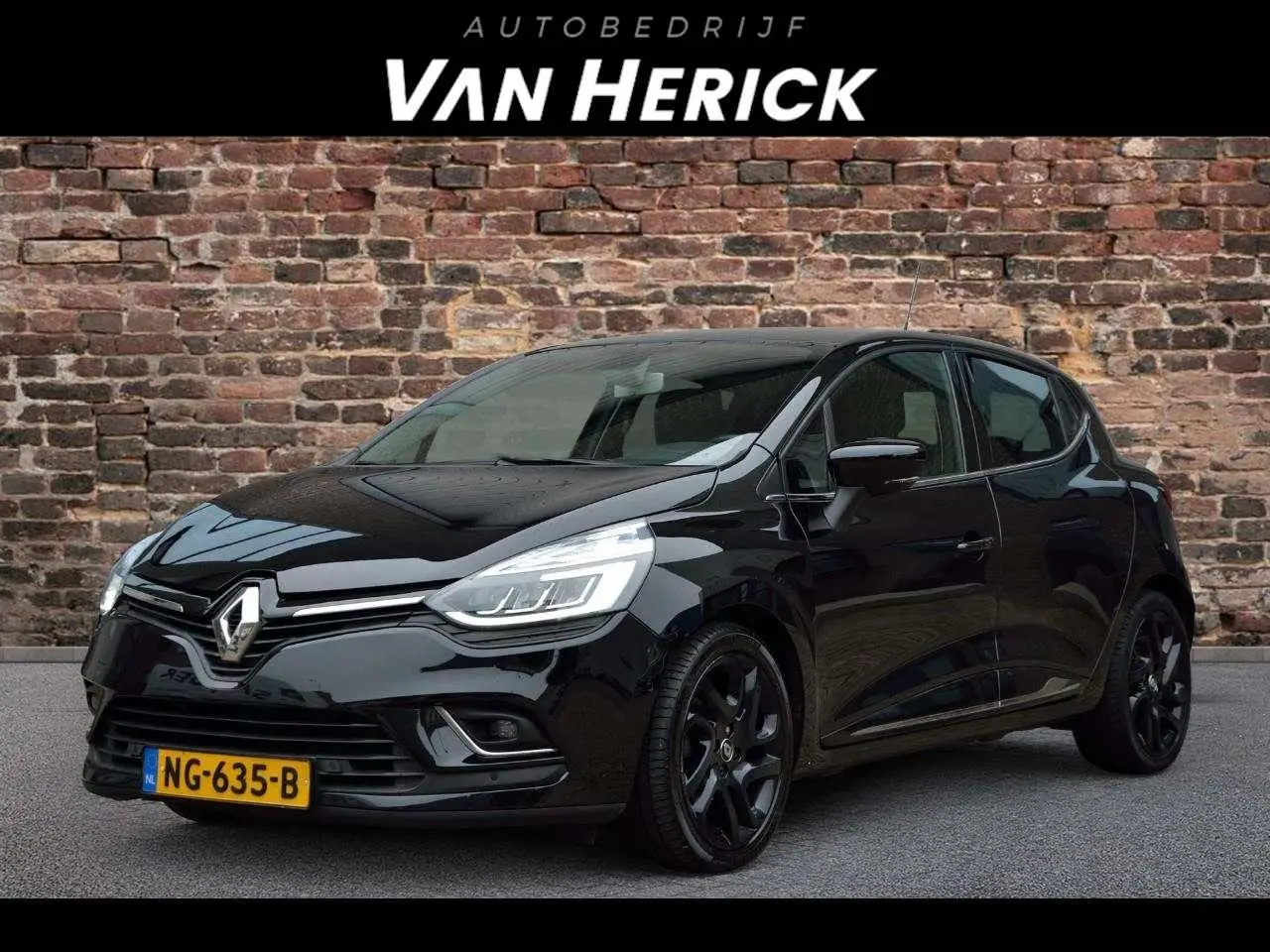 Photo 1 : Renault Clio 2017 Essence