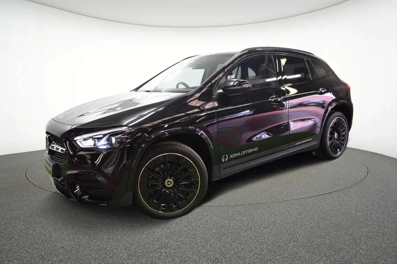 Photo 1 : Mercedes-benz Classe Gla 2024 Hybride