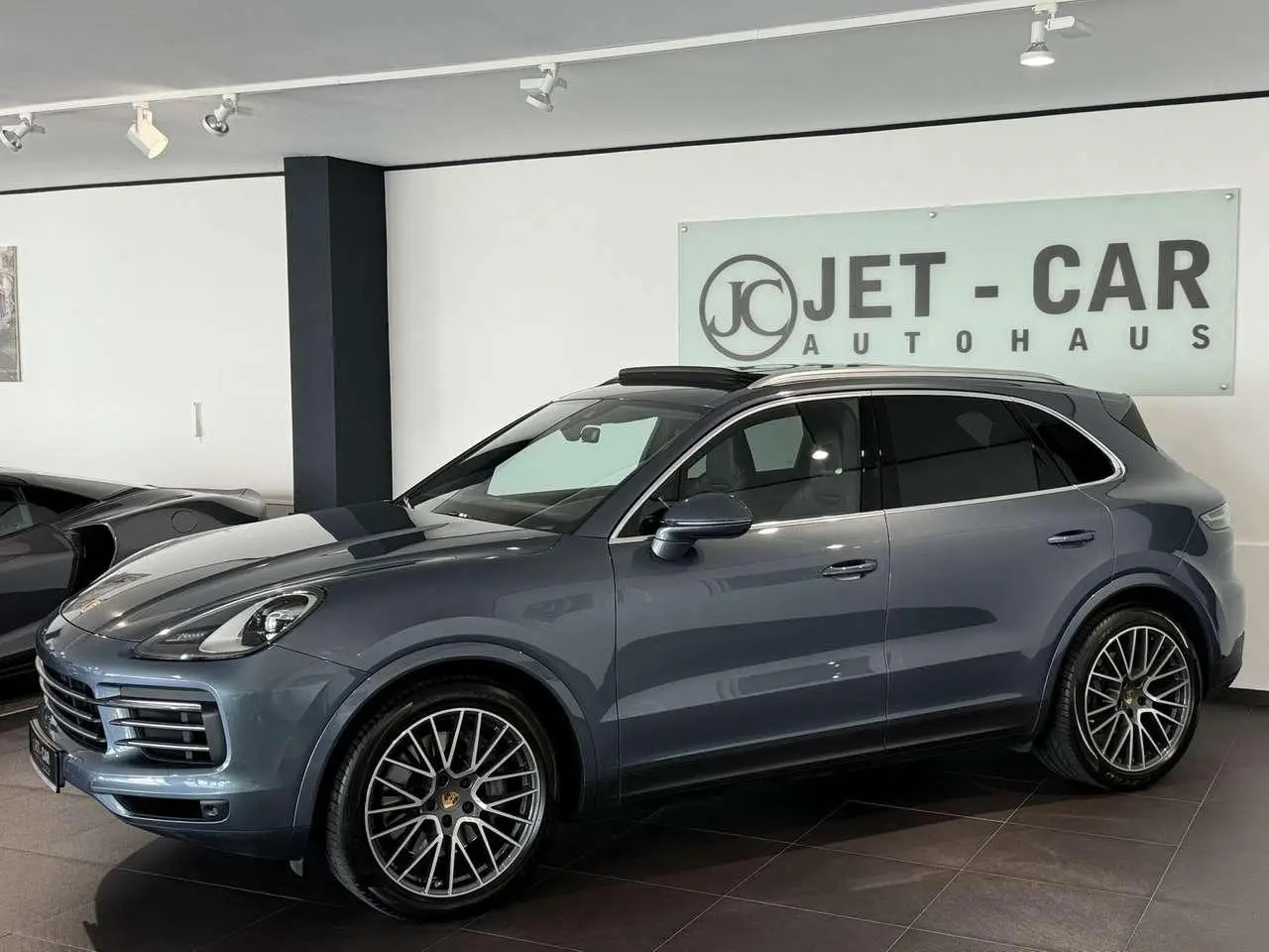 Photo 1 : Porsche Cayenne 2018 Petrol