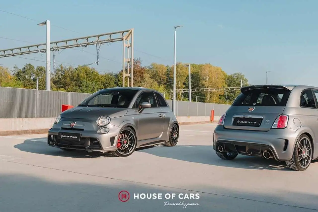 Photo 1 : Abarth 695 2016 Petrol