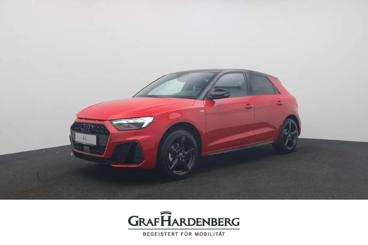 Photo 1 : Audi A1 2024 Petrol