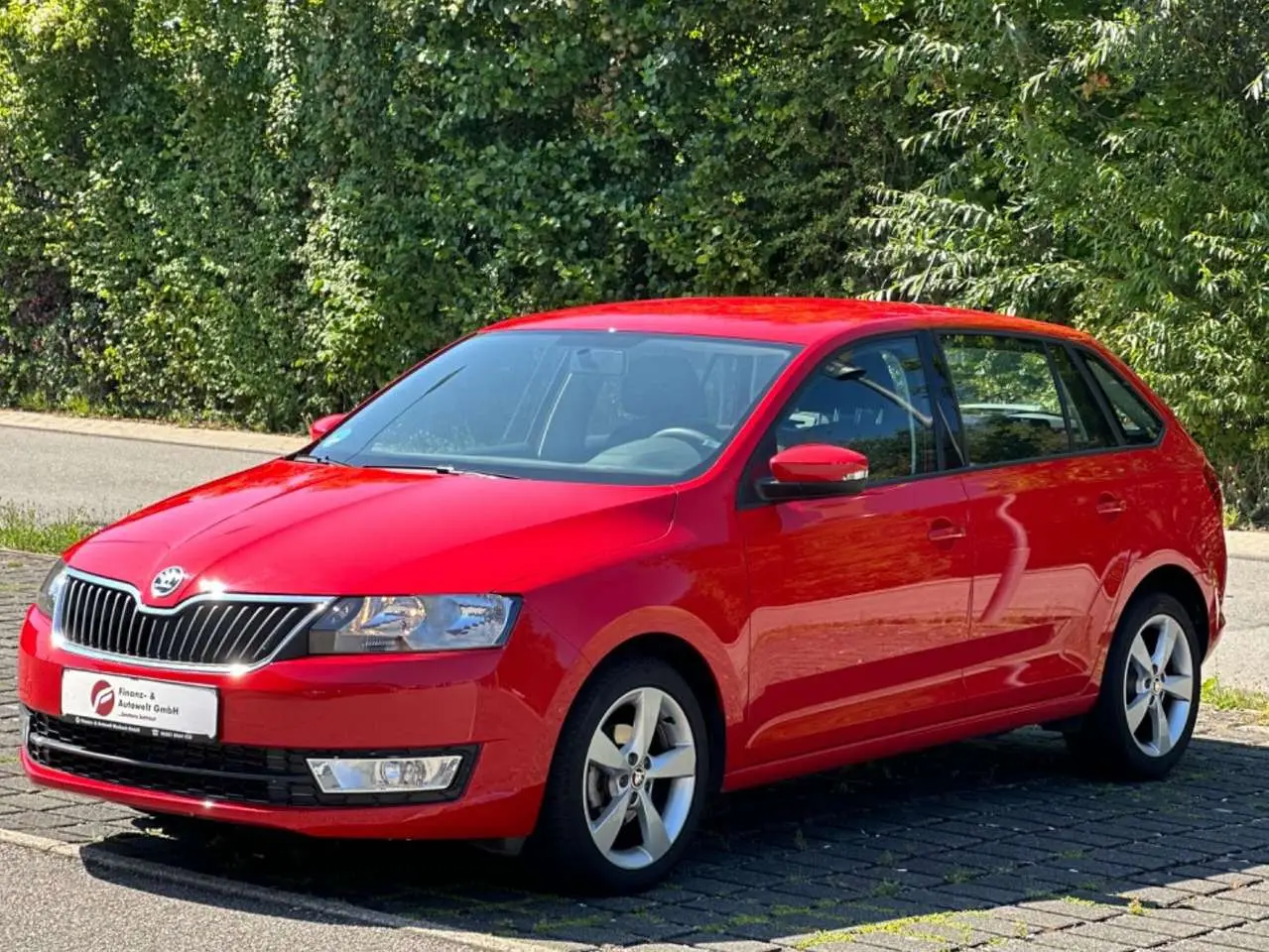 Photo 1 : Skoda Rapid 2017 Petrol