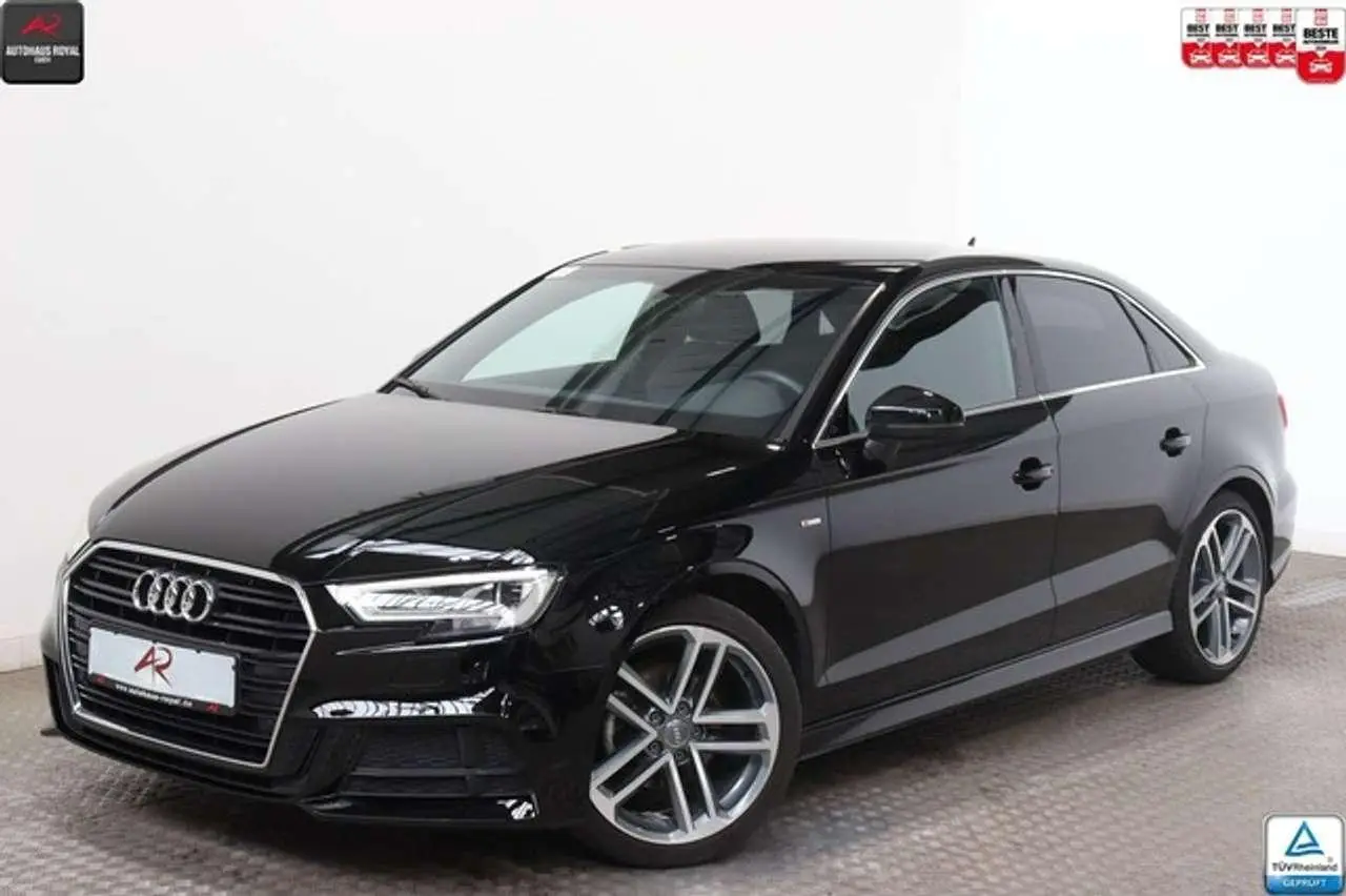 Photo 1 : Audi A3 2020 Essence