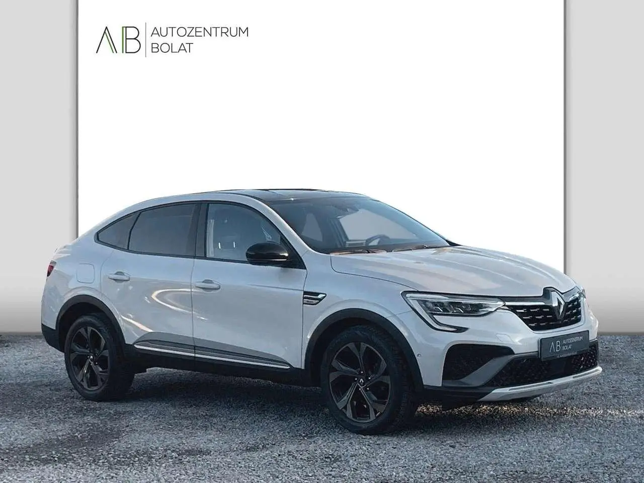 Photo 1 : Renault Arkana 2023 Essence