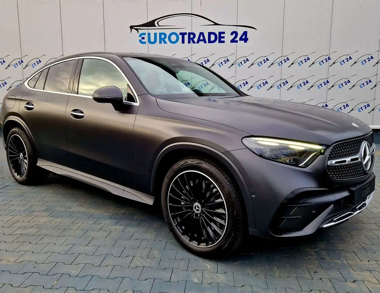 Photo 1 : Mercedes-benz Classe Glc 2024 Petrol