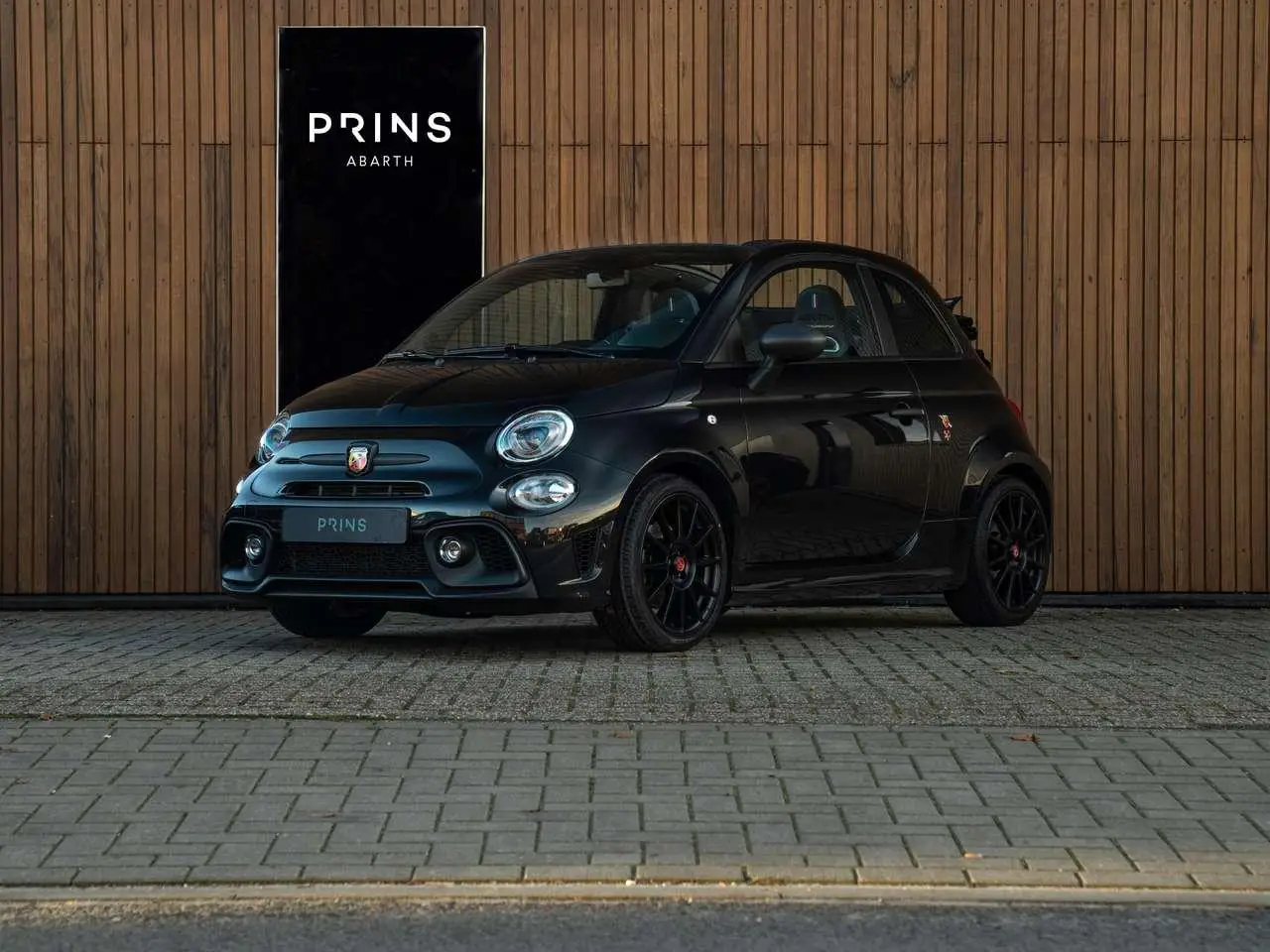 Photo 1 : Abarth 595 2021 Petrol