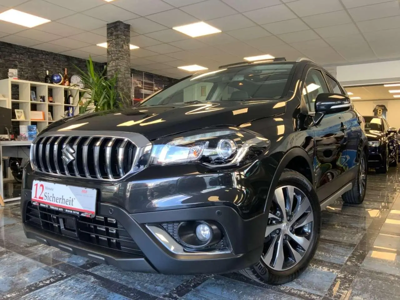 Photo 1 : Suzuki Sx4 2019 Petrol