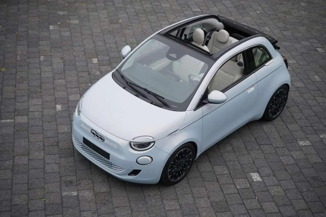 Photo 1 : Fiat 500c 2020 Électrique