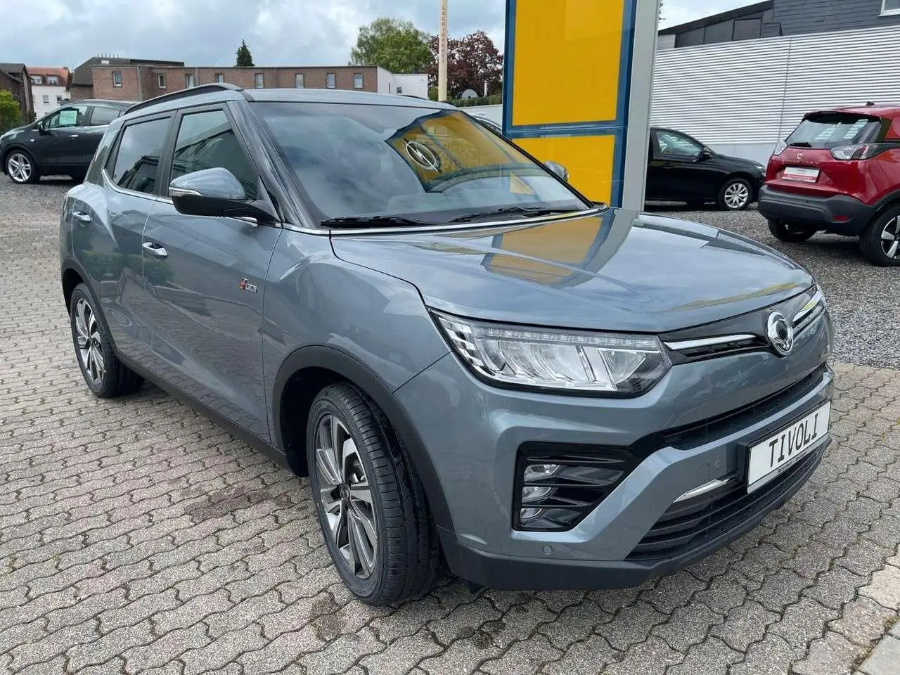 Photo 1 : Ssangyong Tivoli 2023 Essence