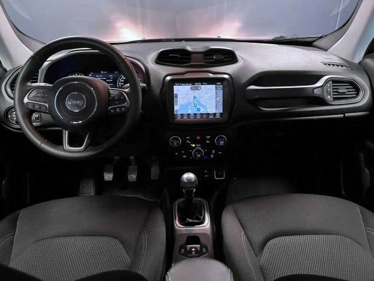 Photo 1 : Jeep Renegade 2022 Essence