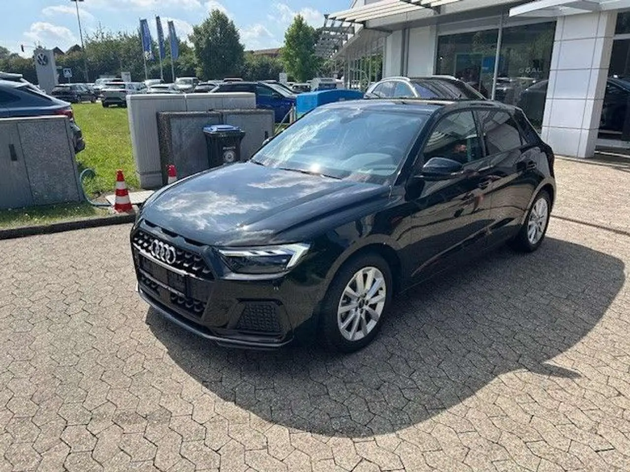 Photo 1 : Audi A1 2023 Petrol